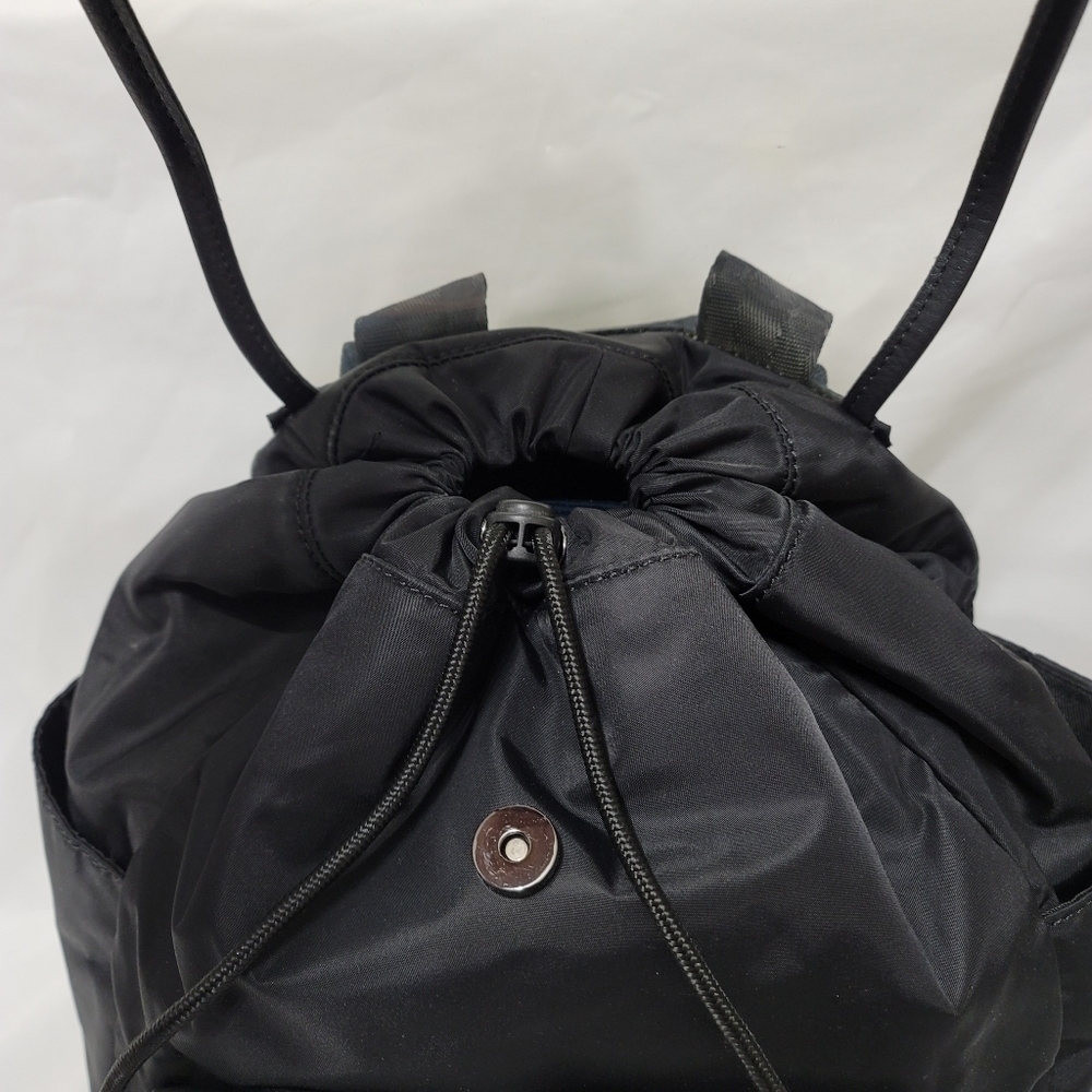 ✨ ZARA Trafaluc Medium Black Vinyl Technical Fabric Backpack - Picture 9 of 9